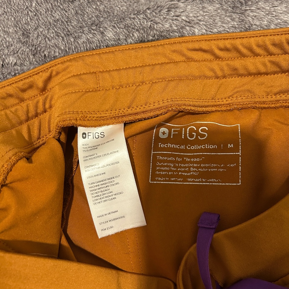 Figs Atlantic Fall Scrub Set - Picture 7 of 9